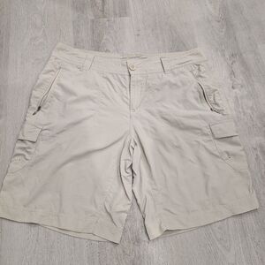 Columbia Women's Beige Nylon Cargo Shorts Size 12